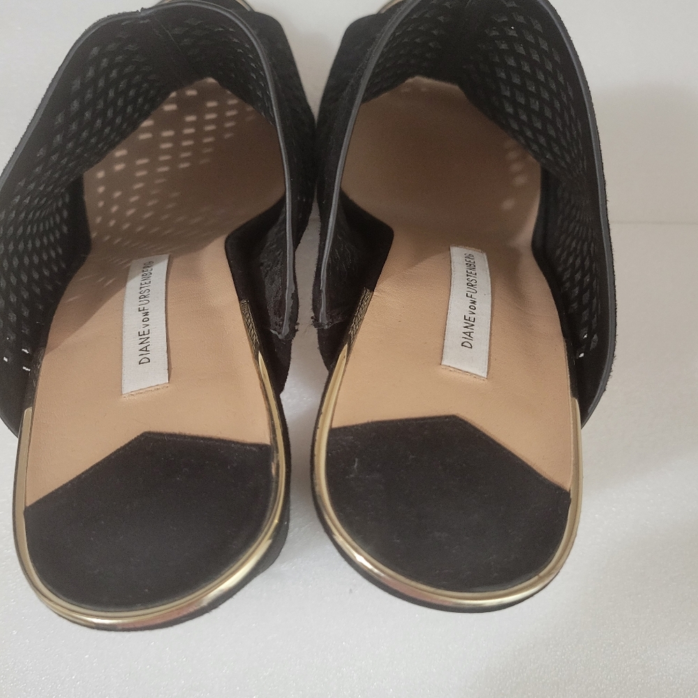 Diane Von Furstenberg DVF Block Heel Sandal - Picture 4 of 11